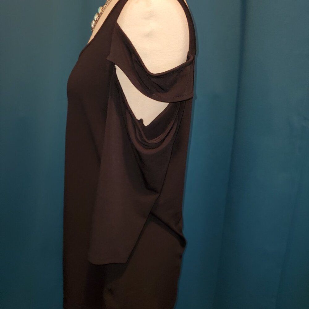 Stretchy Classic Black Flutter Peek-a-Boo 3/4 sleeves - Large - Picture 4 of 7